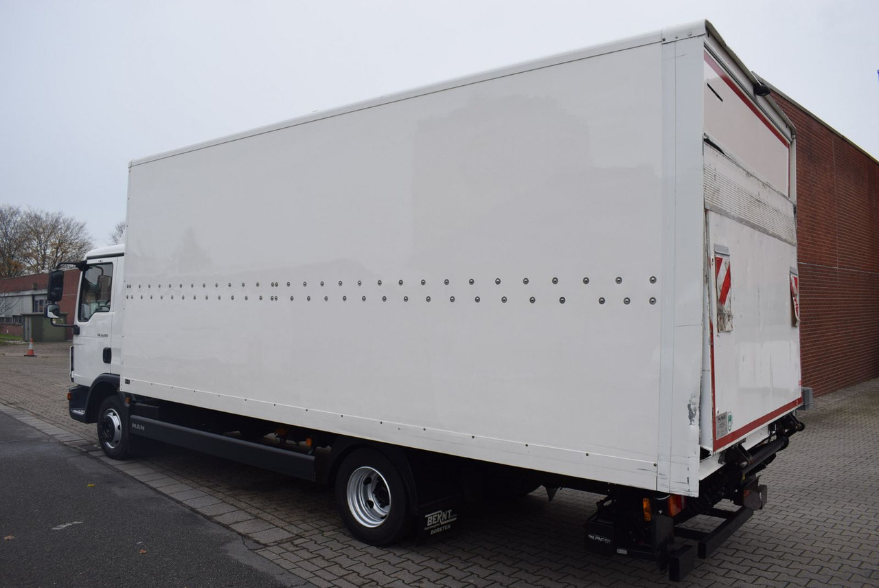 MAN TGL 8.220 Koffer LBW Klima EURO6 Luftfederung - Малотоннажный фургон: фото 4 MAN TGL 8.220 Koffer LBW Klima EURO6 Luftfederung - Малотоннажный фургон: фото 4