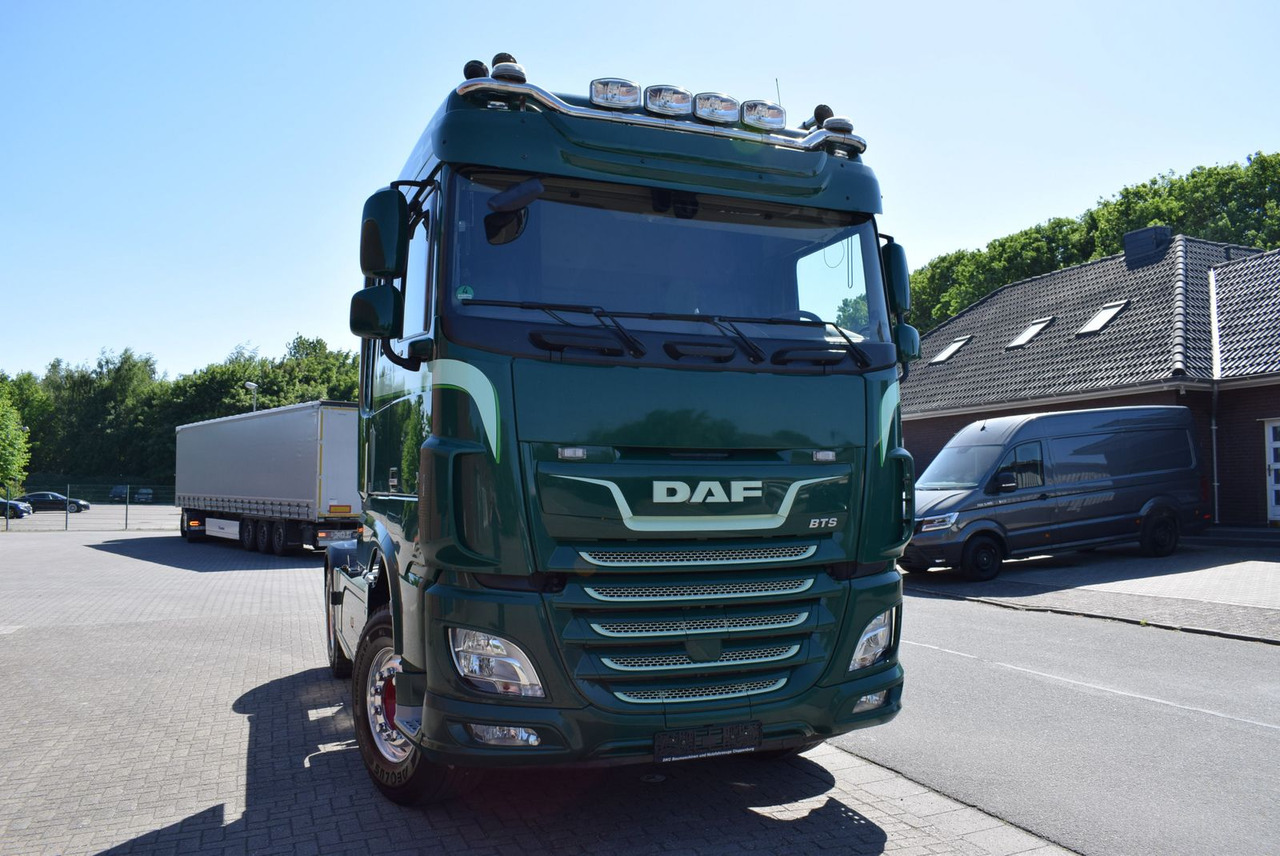 Тягач DAF  XF 530 FT Retarder Leder Standklima Hydraulik: фото 11