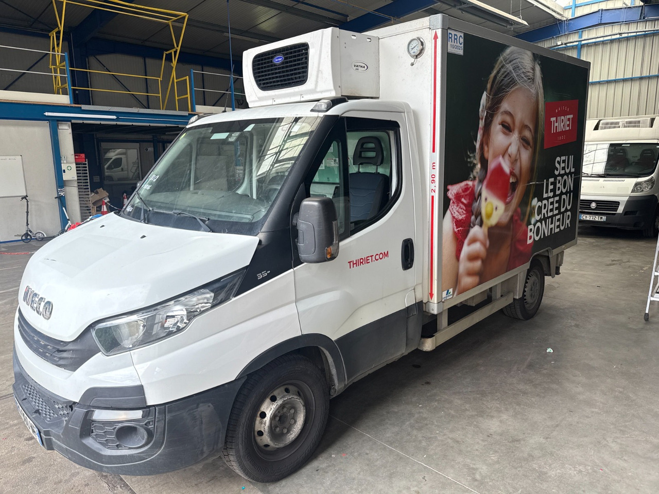 IVECO DAILY 35S12 KONTENER CHŁODNIA MROŹNIA NR 879 - Малотоннажный рефрижератор: фото 1 IVECO DAILY 35S12 KONTENER CHŁODNIA MROŹNIA NR 879 - Малотоннажный рефрижератор: фото 1