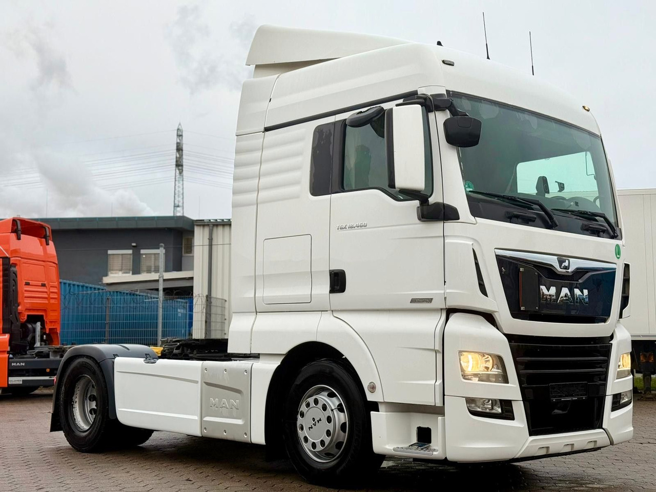 MAN TGX 18 460 Retarter+Standklima - Тягач: фото 3 MAN TGX 18 460 Retarter+Standklima - Тягач: фото 3