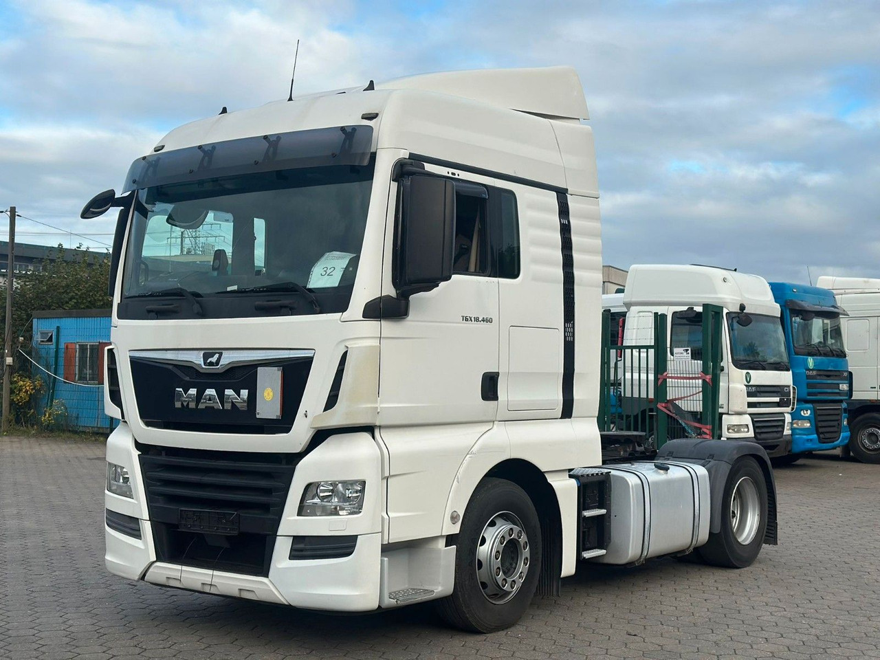 MAN TGX 18 460 XLX Retarterr+ - Тягач: фото 1 MAN TGX 18 460 XLX Retarterr+ - Тягач: фото 1