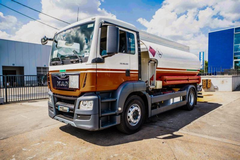 MAN TGS 18.400 BL+MAGYAR 13.500L / 5 COMP - Грузовик-цистерна: фото 1 MAN TGS 18.400 BL+MAGYAR 13.500L / 5 COMP - Грузовик-цистерна: фото 1