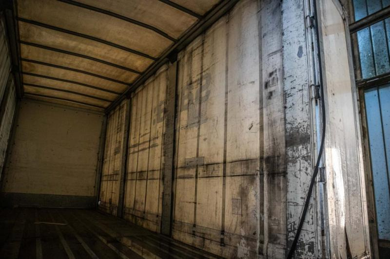 Тентованный прицеп ROBUSTE-KAISER GRAND VOLUME+TOIT DECOUVRABLE: фото 7