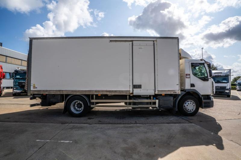 Renault D 19 WIDE 320 DXI +DHOLLANDIA 2t. - Грузовик с закрытым кузовом: фото 3 Renault D 19 WIDE 320 DXI +DHOLLANDIA 2t. - Грузовик с закрытым кузовом: фото 3