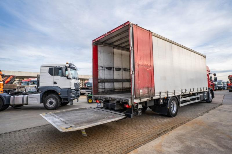 Renault D WIDE 280 DXI (19T)+BAR - Тентованный грузовик: фото 5 Renault D WIDE 280 DXI (19T)+BAR - Тентованный грузовик: фото 5