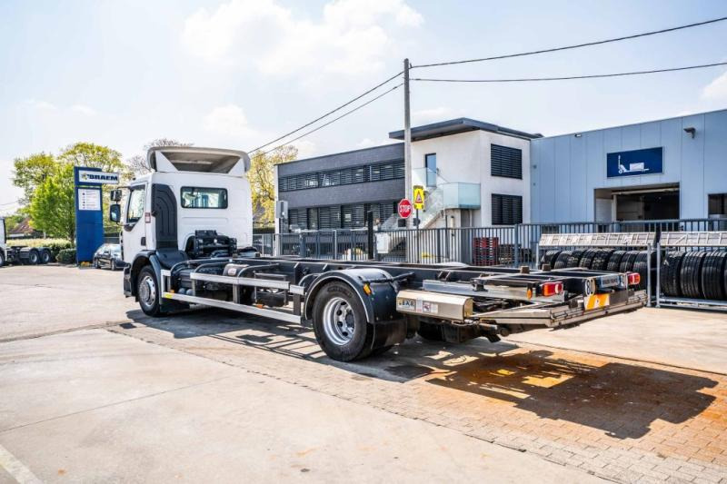 Renault D WIDE 380 DXI - Грузовик-контейнеровоз/ Сменный кузов: фото 3 Renault D WIDE 380 DXI - Грузовик-контейнеровоз/ Сменный кузов: фото 3