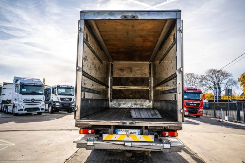 Грузовик с закрытым кузовом Renault D14 250 + DHOLLANDIA 1.5T: фото 6