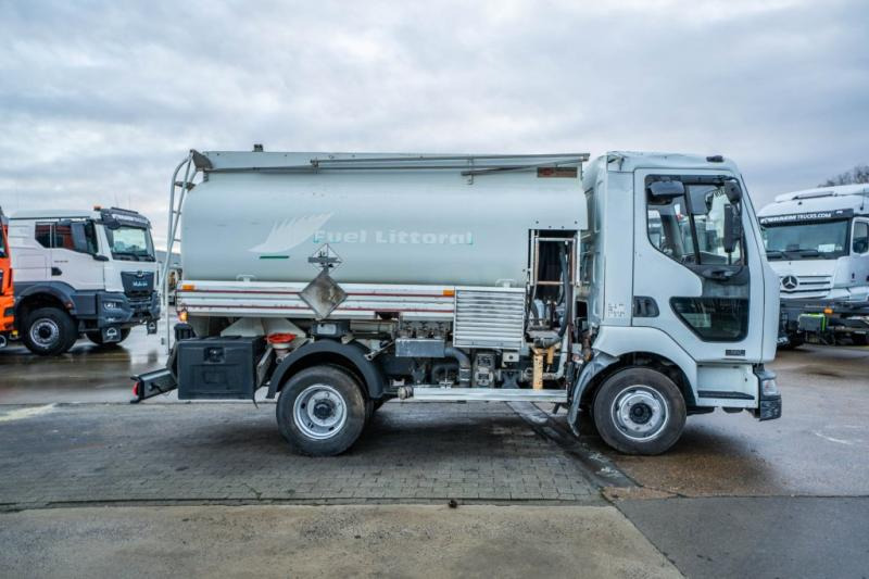 Renault MIDLUM 180 DCI + CUVE 6000L/ 3 COMP - Грузовик-цистерна: фото 3 Renault MIDLUM 180 DCI + CUVE 6000L/ 3 COMP - Грузовик-цистерна: фото 3