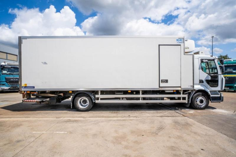 Renault MIDLUM 220 DXI (16t)+CARRIER+DHOLLANDIA +CARRIER - Рефрижератор: фото 3 Renault MIDLUM 220 DXI (16t)+CARRIER+DHOLLANDIA +CARRIER - Рефрижератор: фото 3