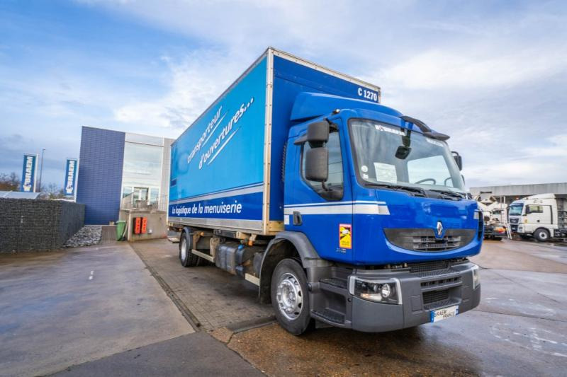 Renault PREMIUM 320 DXI - Тентованный грузовик: фото 2 Renault PREMIUM 320 DXI - Тентованный грузовик: фото 2