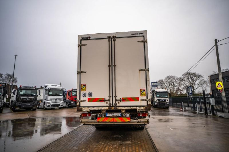 Renault PREMIUM 340 DXI - Грузовик с закрытым кузовом: фото 4 Renault PREMIUM 340 DXI - Грузовик с закрытым кузовом: фото 4