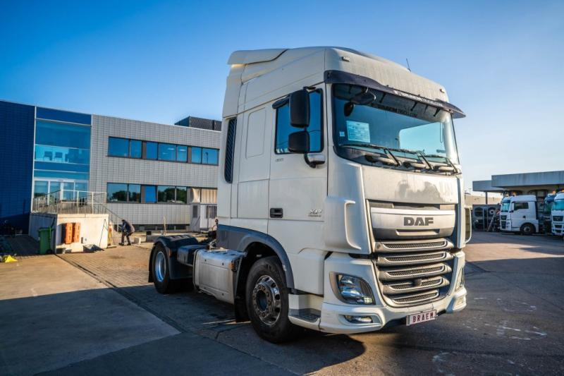 DAF XF 460 + HYDR. (50ton) - Тягач: фото 2 DAF XF 460 + HYDR. (50ton) - Тягач: фото 2