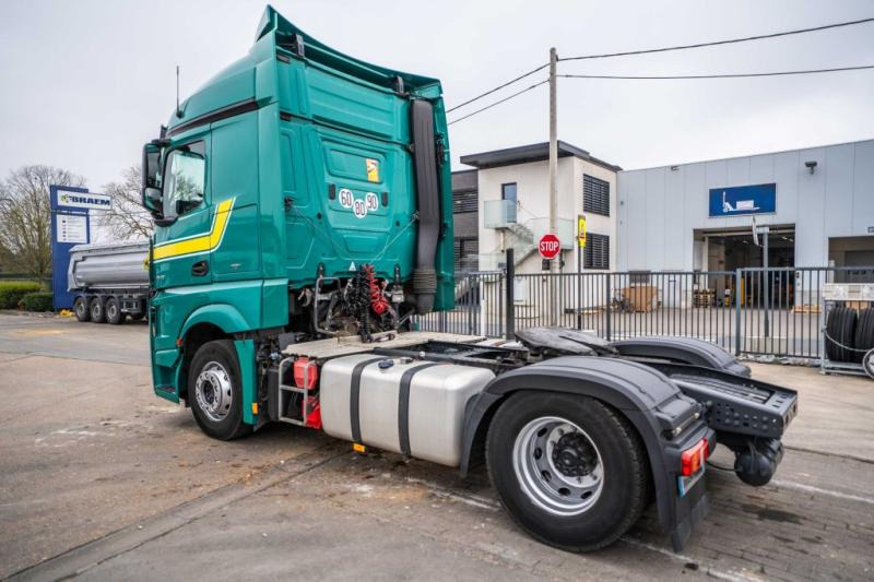 Mercedes ACTROS 1845 LS - Тягач: фото 5 Mercedes ACTROS 1845 LS - Тягач: фото 5