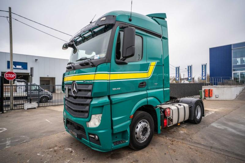 Mercedes ACTROS 1845 LS - Тягач: фото 1 Mercedes ACTROS 1845 LS - Тягач: фото 1