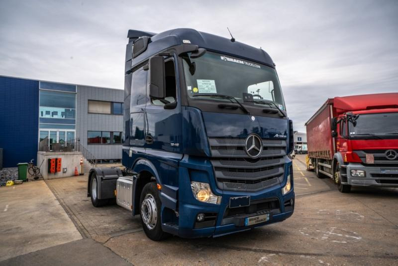 Mercedes ACTROS 1846 LS - Тягач: фото 2 Mercedes ACTROS 1846 LS - Тягач: фото 2