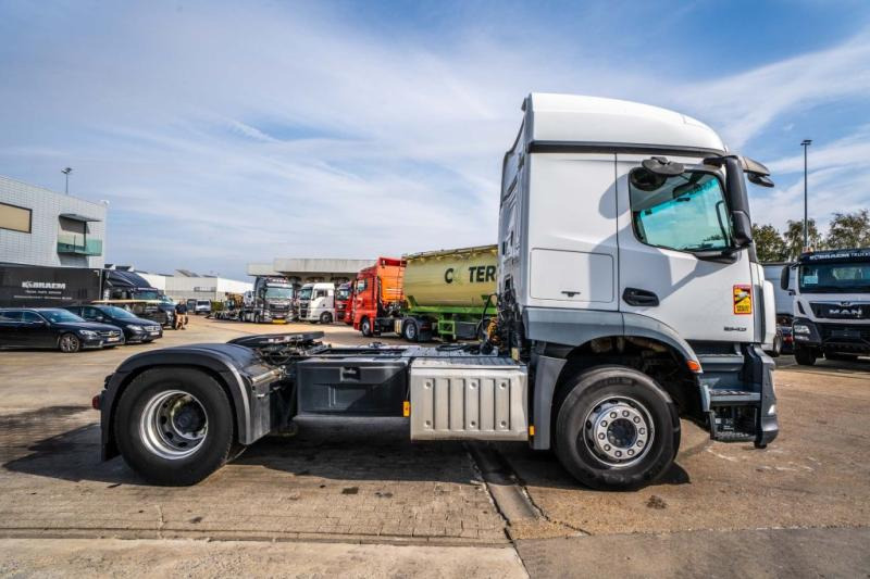 Mercedes AROCS 1843 LS ( NO ACTROS) - Тягач: фото 3 Mercedes AROCS 1843 LS ( NO ACTROS) - Тягач: фото 3