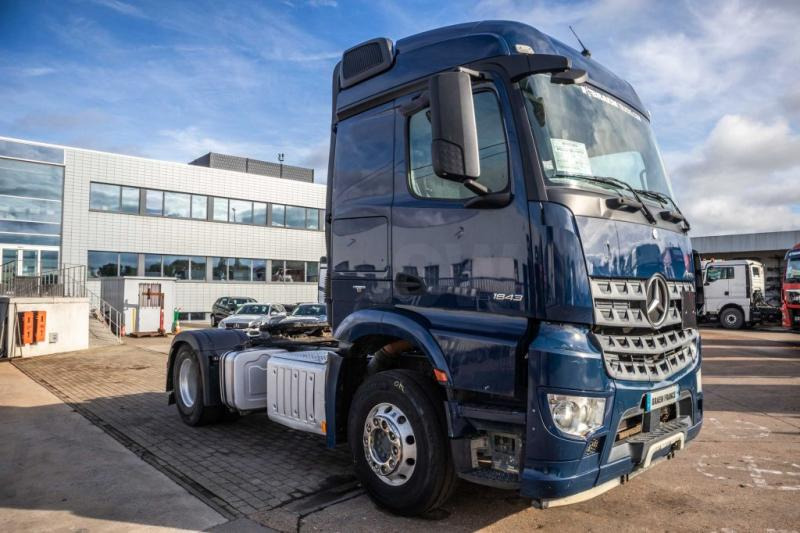 Mercedes AROCS 1843 LS ( NO ACTROS) +HYDRAULIQUE - Тягач: фото 2 Mercedes AROCS 1843 LS ( NO ACTROS) +HYDRAULIQUE - Тягач: фото 2