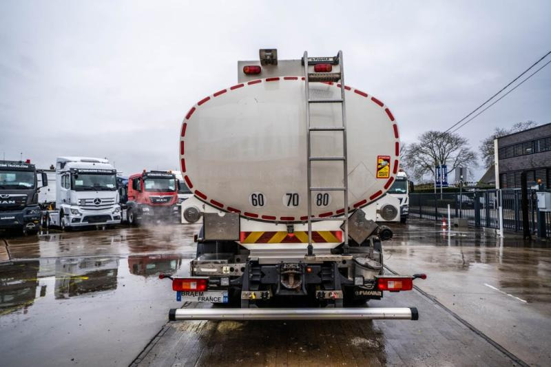 Volvo FM 500 -6x2+ALU 19.000L+5COMP. - Грузовик-цистерна: фото 5 Volvo FM 500 -6x2+ALU 19.000L+5COMP. - Грузовик-цистерна: фото 5