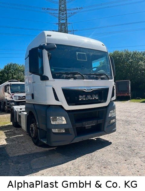 MAN 18.400 / 4x2 Hydraulik Orginal KM TipTop 18.400 / 4x2 Hydraulik Orginal KM TipTop - Тягач: фото 2 MAN 18.400 / 4x2 Hydraulik Orginal KM TipTop 18.400 / 4x2 Hydraulik Orginal KM TipTop - Тягач: фото 2
