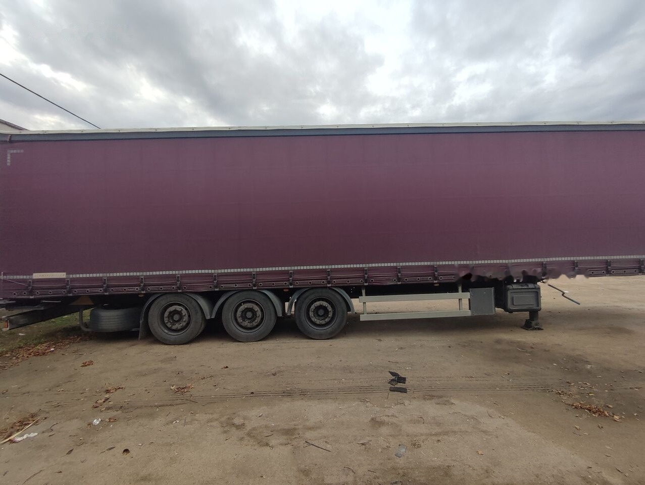 Тентованный полуприцеп Schwarzmüller J-SERIE: фото 1