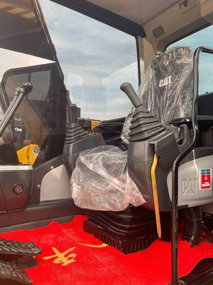 CAT 312D2GC - Гусеничный экскаватор: фото 2 CAT 312D2GC - Гусеничный экскаватор: фото 2