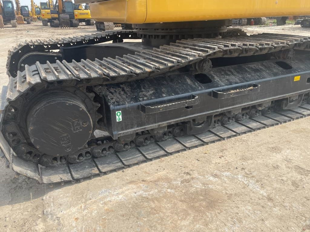 CAT 323GC - Гусеничный экскаватор: фото 4 CAT 323GC - Гусеничный экскаватор: фото 4