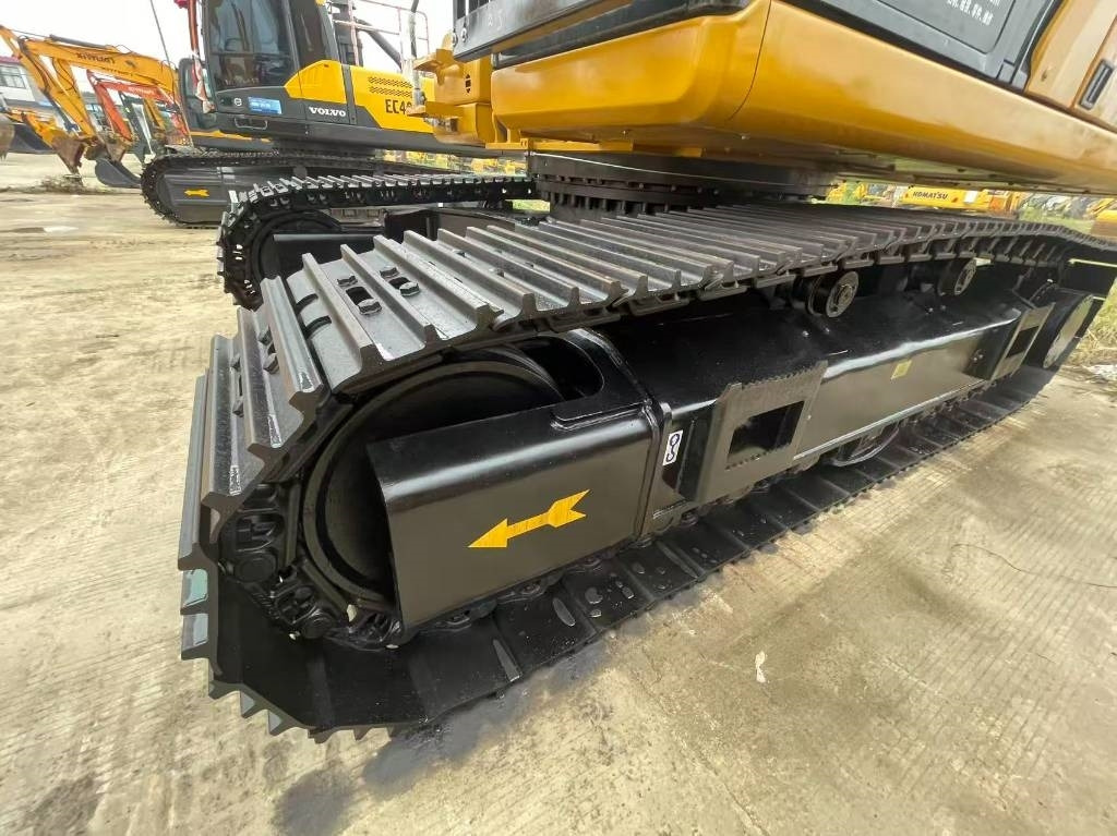 CAT 336GC  - Гусеничный экскаватор: фото 2 CAT 336GC  - Гусеничный экскаватор: фото 2