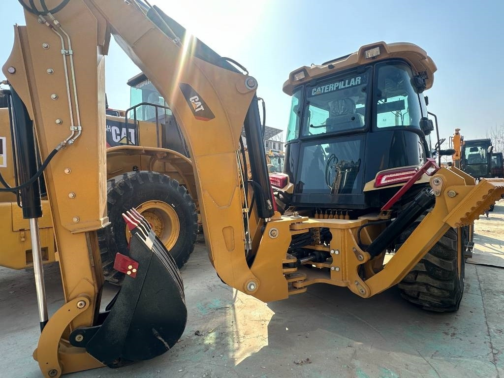 CAT 420 F - Гусеничный экскаватор: фото 5 CAT 420 F - Гусеничный экскаватор: фото 5