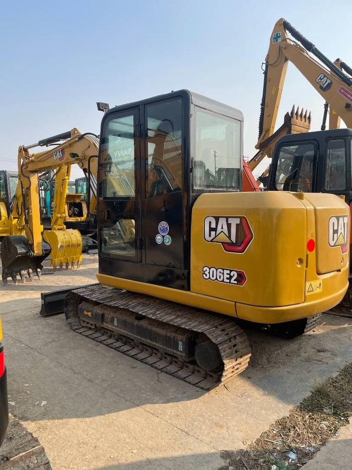 CAT CAT306E2 - Мини-экскаватор: фото 1 CAT CAT306E2 - Мини-экскаватор: фото 1