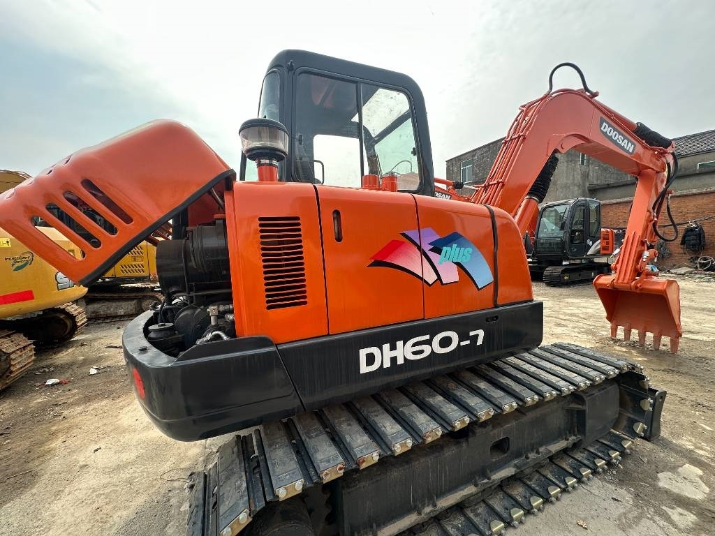 Doosan DH 60 - Мини-экскаватор: фото 1 Doosan DH 60 - Мини-экскаватор: фото 1