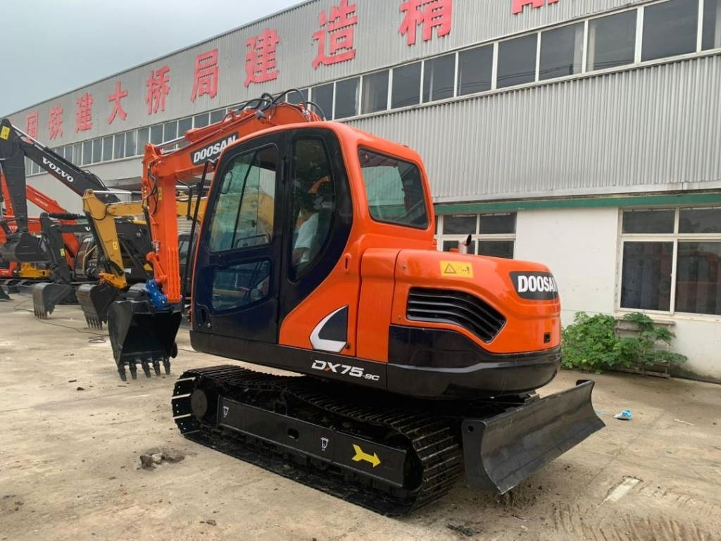 Doosan DX 75-9 C  - Мини-экскаватор: фото 3 Doosan DX 75-9 C  - Мини-экскаватор: фото 3