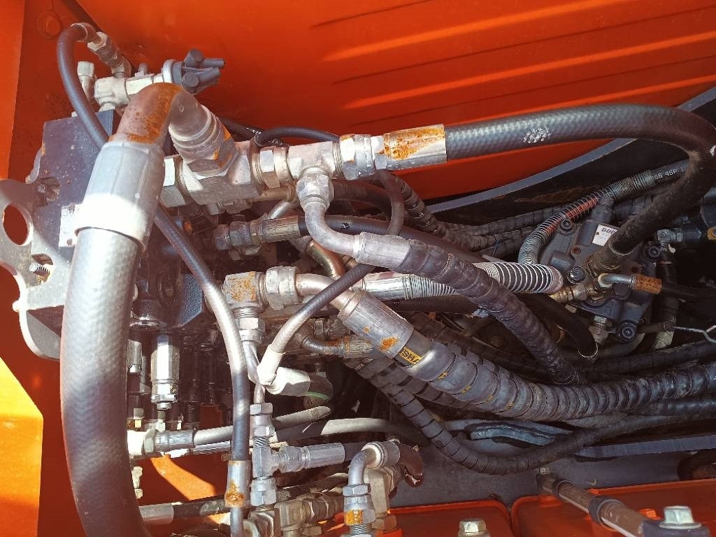 Doosan DX 75 - Гусеничный экскаватор: фото 5 Doosan DX 75 - Гусеничный экскаватор: фото 5
