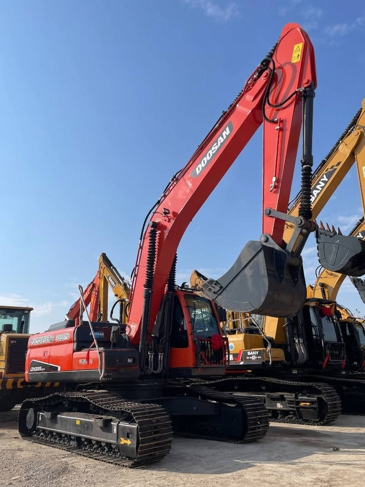 Doosan DX225LCA - Гусеничный экскаватор: фото 4 Doosan DX225LCA - Гусеничный экскаватор: фото 4
