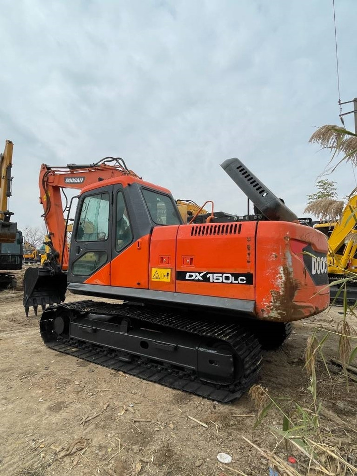 Doosan dx150 - Гусеничный экскаватор: фото 4 Doosan dx150 - Гусеничный экскаватор: фото 4
