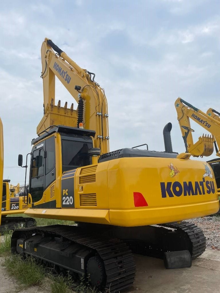 Komatsu PC 220 - Гусеничный экскаватор: фото 4 Komatsu PC 220 - Гусеничный экскаватор: фото 4