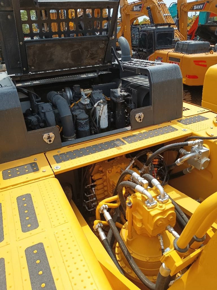 Komatsu PC 450 - Гусеничный экскаватор: фото 5 Komatsu PC 450 - Гусеничный экскаватор: фото 5