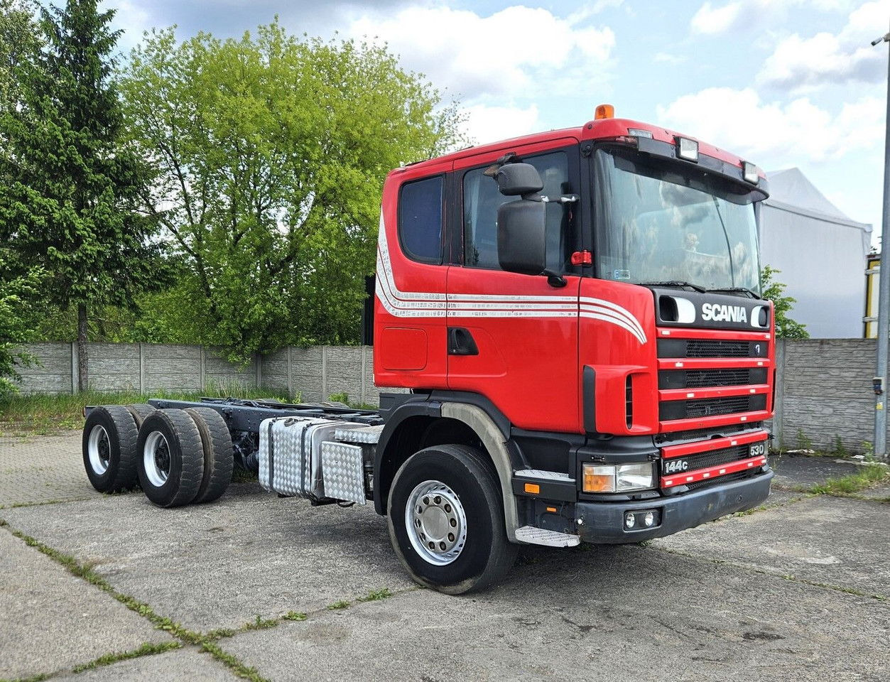 Scania 144 530 6X4 Manual Pump AND Injectros - Full Sprin G - Грузовик-шасси: фото 2 Scania 144 530 6X4 Manual Pump AND Injectros - Full Sprin G - Грузовик-шасси: фото 2