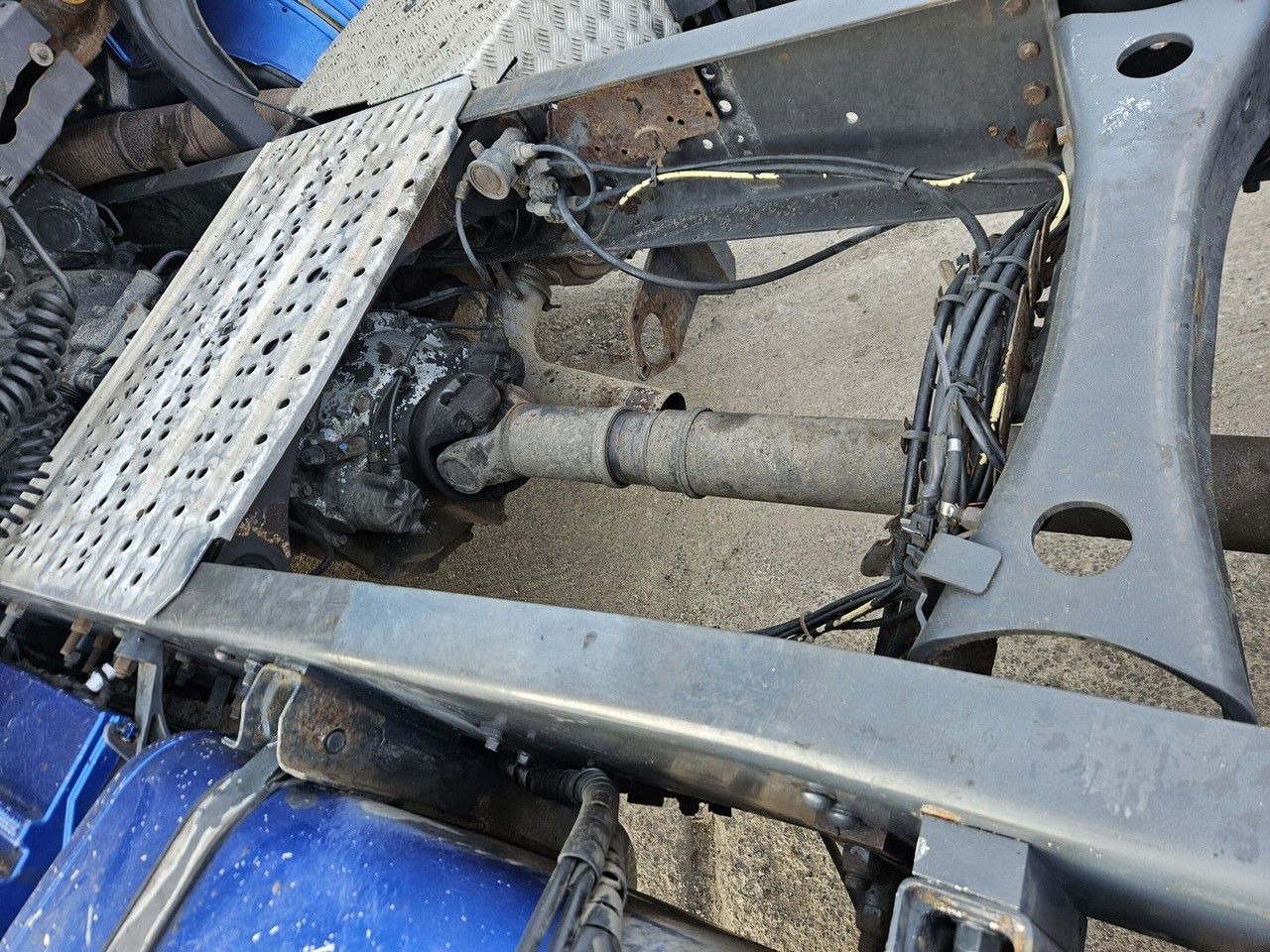 Тягач Scania R420: фото 11