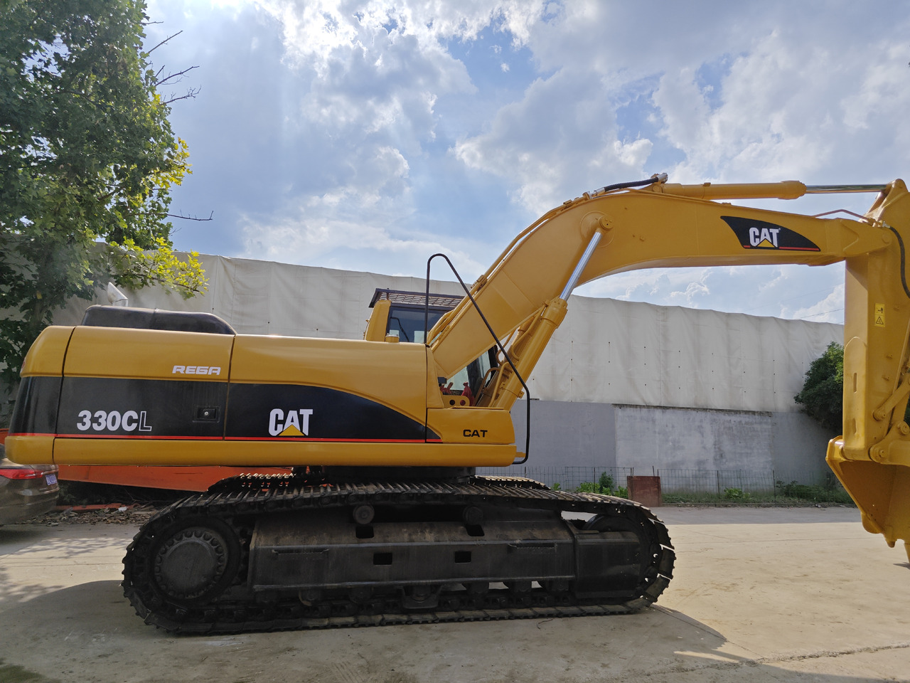 CATERPILLAR 330C - Гусеничный экскаватор: фото 1 CATERPILLAR 330C - Гусеничный экскаватор: фото 1