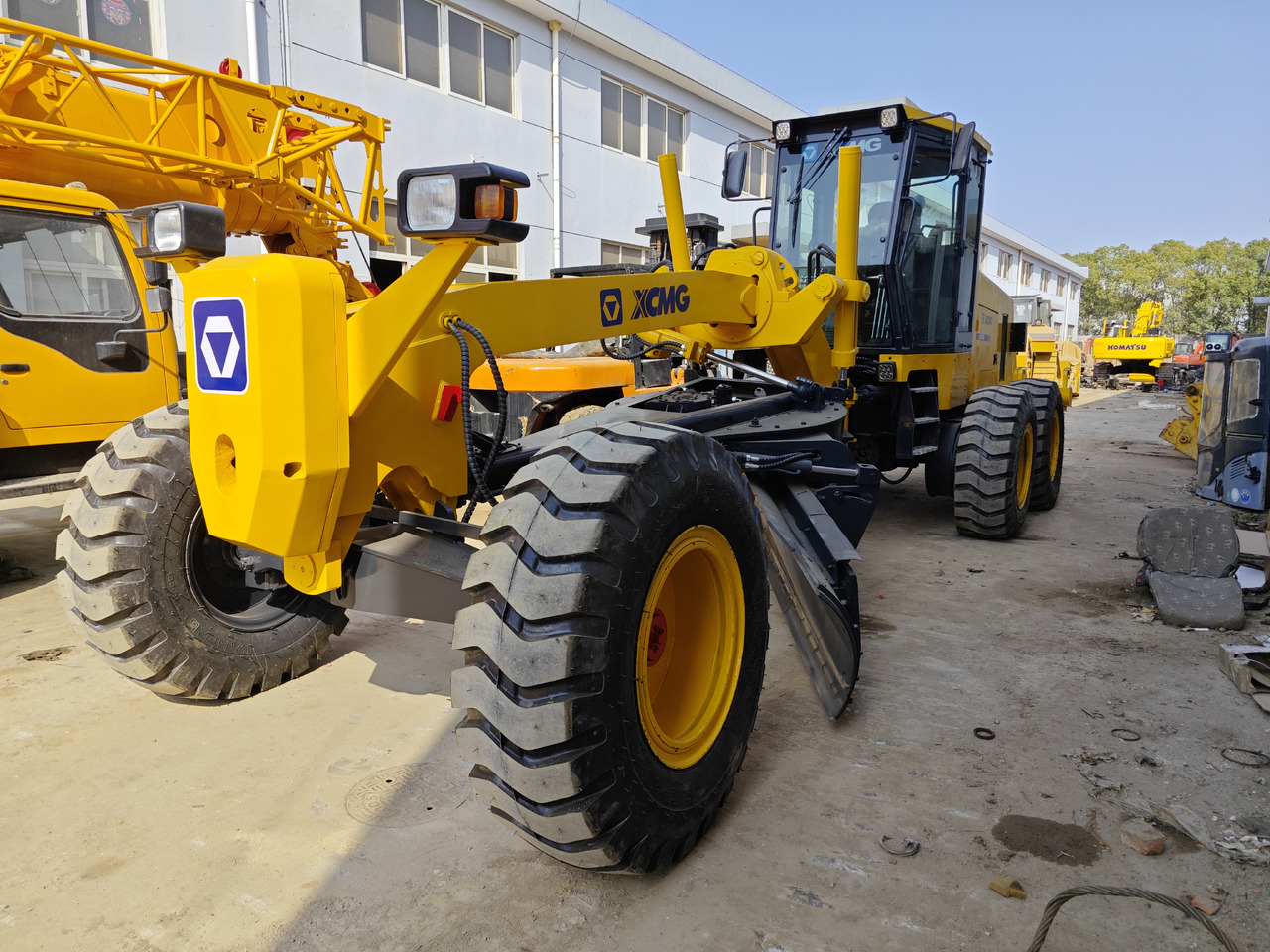 XCMG GR180 MOTOR GRADER - Грейдер: фото 4 XCMG GR180 MOTOR GRADER - Грейдер: фото 4