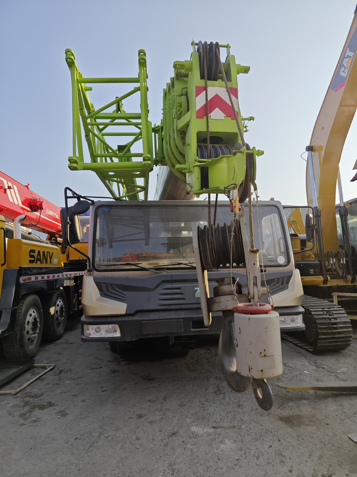 ZOOMLION ZTC500V - Мобильный кран: фото 1 ZOOMLION ZTC500V - Мобильный кран: фото 1