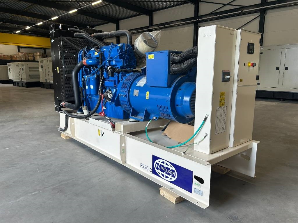 FG Wilson P550-3 - 550 kVA Open Genset - DPX-16020-O - Электрогенератор: фото 5 FG Wilson P550-3 - 550 kVA Open Genset - DPX-16020-O - Электрогенератор: фото 5