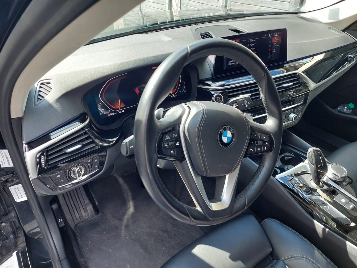 BMW 530I XDRIVE KOMBI - Легковой автомобиль: фото 5 BMW 530I XDRIVE KOMBI - Легковой автомобиль: фото 5