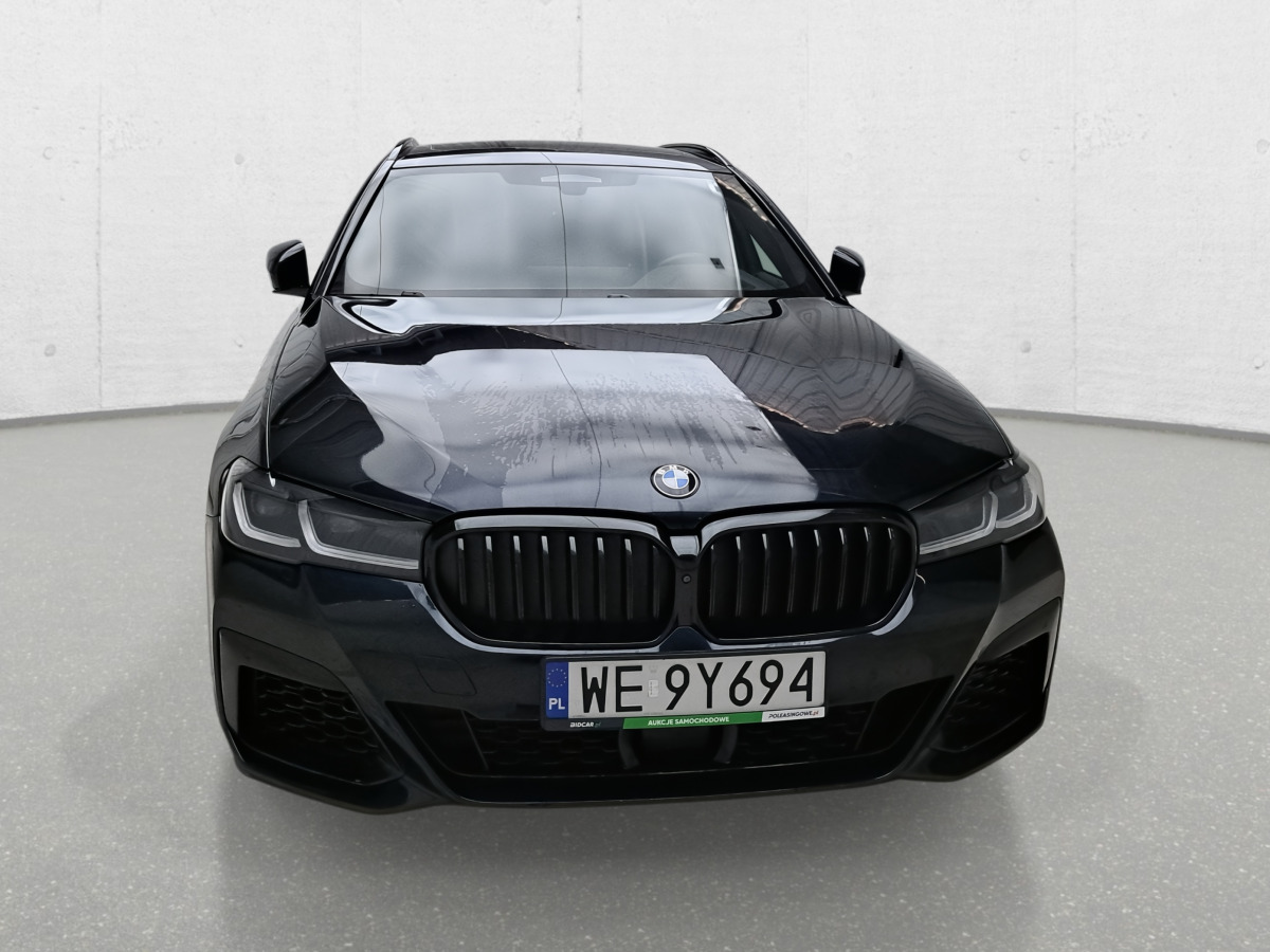 BMW 540I XDRIVE KOMBI - Легковой автомобиль: фото 3 BMW 540I XDRIVE KOMBI - Легковой автомобиль: фото 3