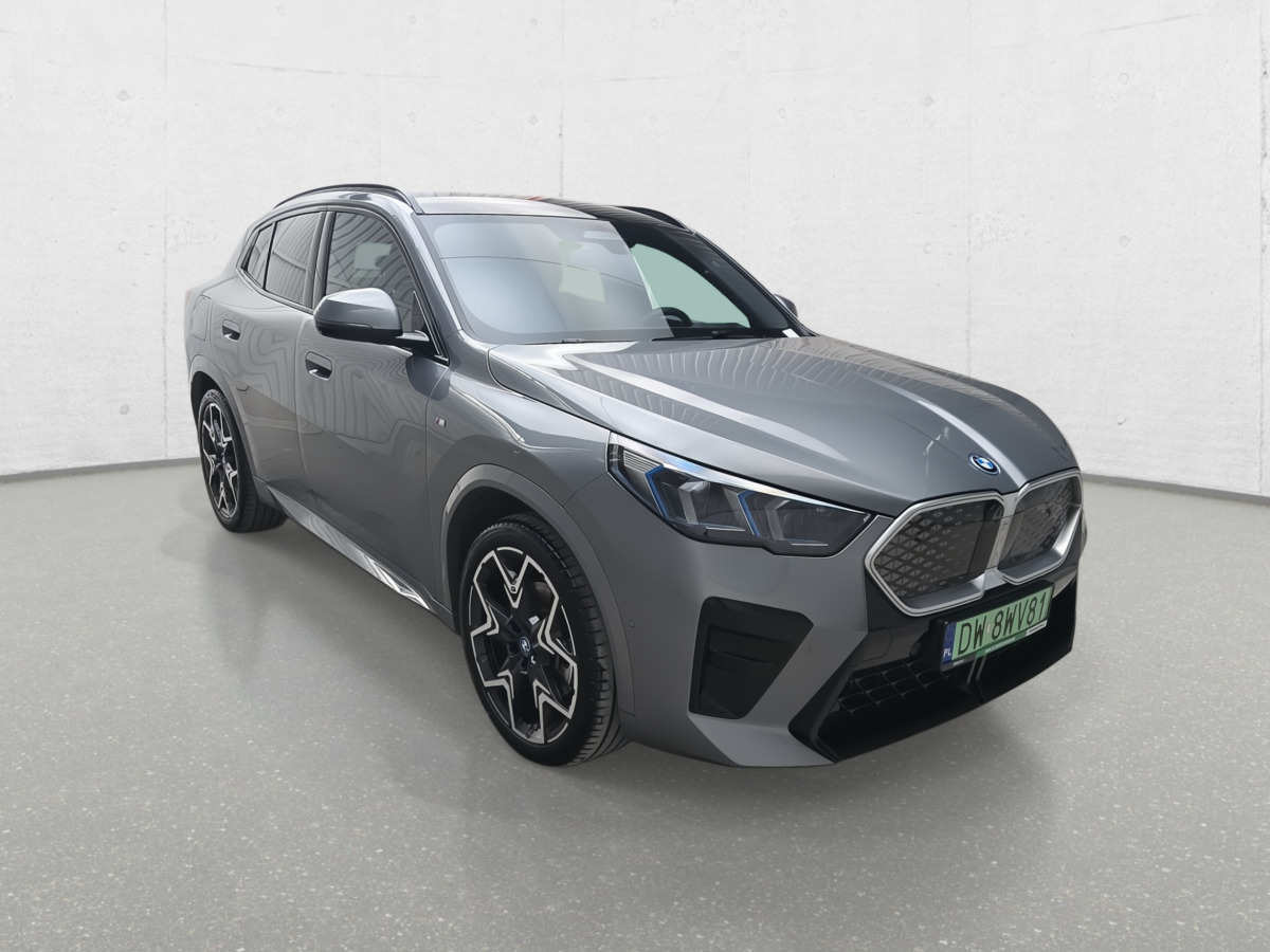 BMW IX2 XDRIVE30 SUV - Внедорожник: фото 2 BMW IX2 XDRIVE30 SUV - Внедорожник: фото 2
