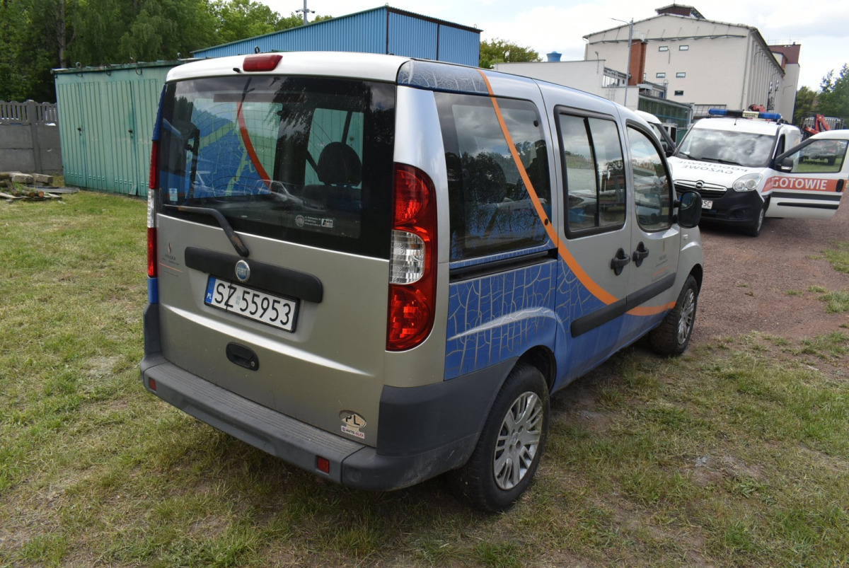 FIAT DOBLO MINIVAN - Легковой автомобиль: фото 3 FIAT DOBLO MINIVAN - Легковой автомобиль: фото 3