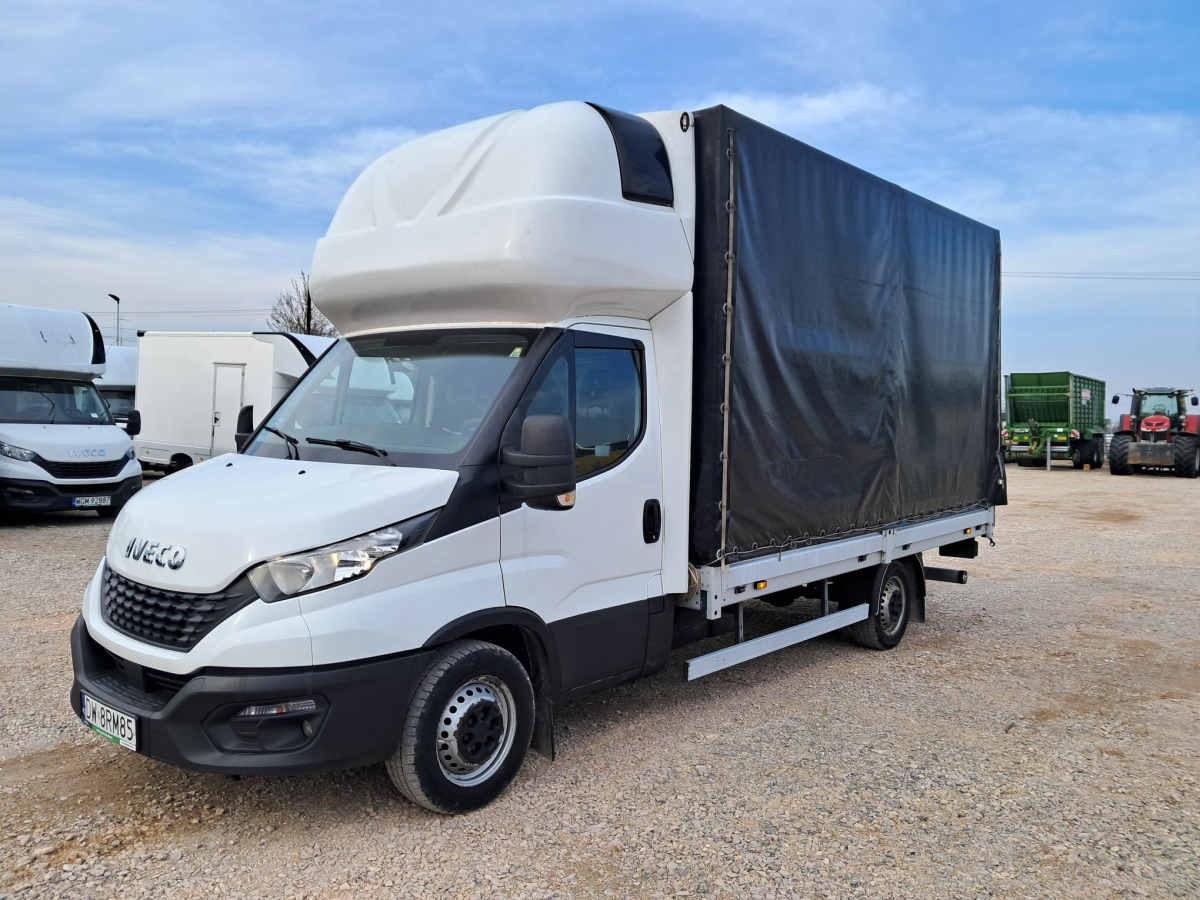 IVECO PLANDEKA Z WINDĄ - Тентованный фургон: фото 2 IVECO PLANDEKA Z WINDĄ - Тентованный фургон: фото 2