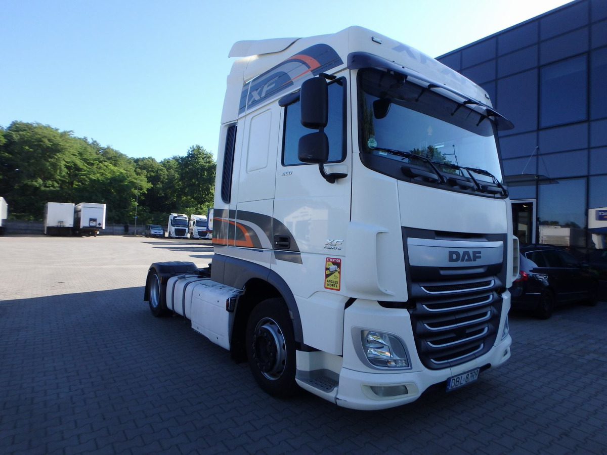 DAF XF 460 CIĄGNIK SIODŁOWY - Тягач: фото 1 DAF XF 460 CIĄGNIK SIODŁOWY - Тягач: фото 1