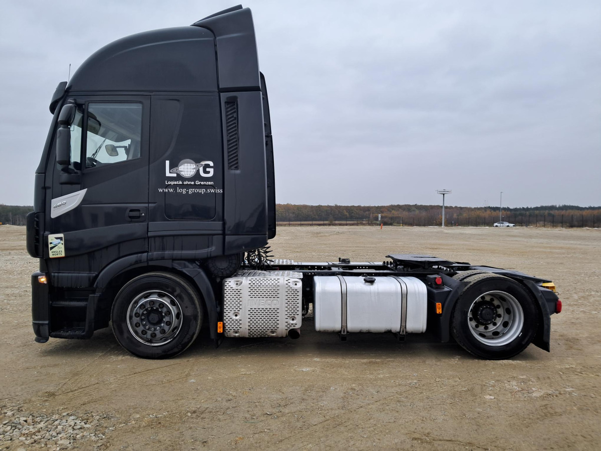 IVECO AS440T CIĄGNIK SIODŁOWY - Тягач: фото 4 IVECO AS440T CIĄGNIK SIODŁOWY - Тягач: фото 4