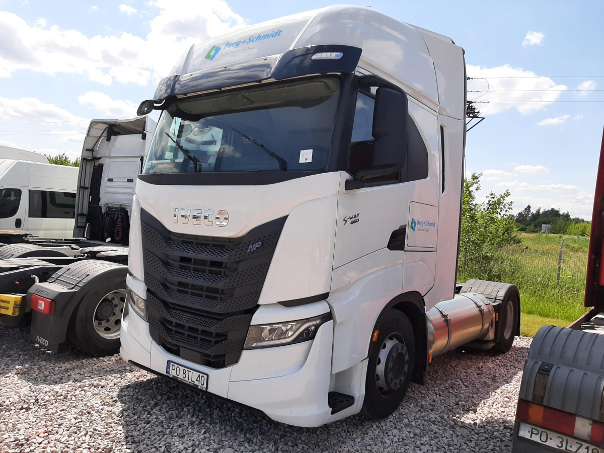 IVECO S-WAY CIĄGNIK SIODŁOWY - Тягач: фото 2 IVECO S-WAY CIĄGNIK SIODŁOWY - Тягач: фото 2
